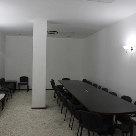 Hotel Empire Кутаїсі Екстер'єр фото
